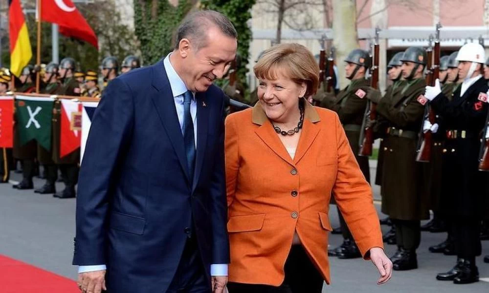 RND: «ΕΕ και Μέρκελ μπροστά στα συντρίμμια της ευρωπαϊκής πολιτικής έναντι της Τουρκίας»
